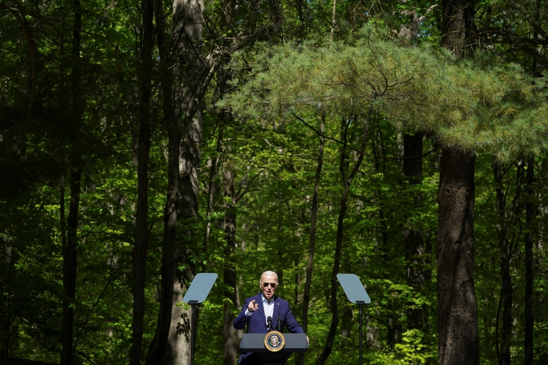 U.S. President Joe Biden delivers remarks to commemorate Earth Day during a visit to Prince William Forest Park in Triangle, Virginia, U.S., April 22, 2024.  REUTERS/Kevin Lamarque